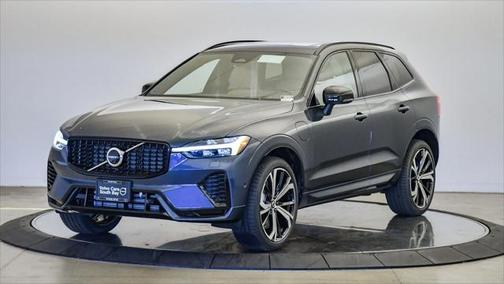 2025 Volvo XC60 Plug-In Hybrid T8 Ultra