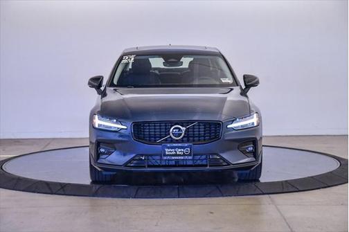 2025 Volvo S60 B5 Core