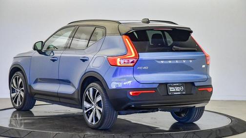 2021 Volvo XC40 Recharge Pure Electric P8