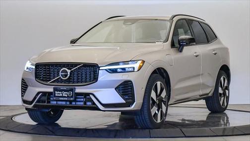 2025 Volvo XC60 Plug-In Hybrid T8 Ultra