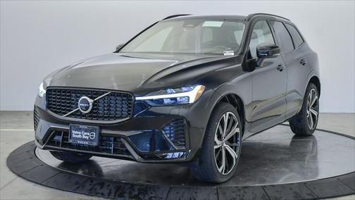 2025 Volvo XC60 B5 Ultra