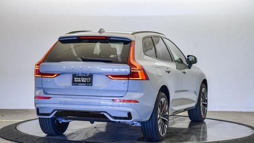 2026 Volvo XC60 Plug-In Hybrid T8 Ultra