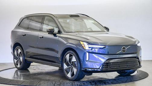 2025 Volvo EX90 Twin Motor Performance Ultra 6-Seater