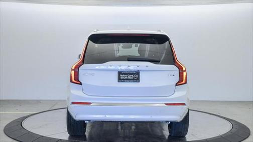 2025 Volvo XC90 Plug-In Hybrid T8 Plus 6-Seater
