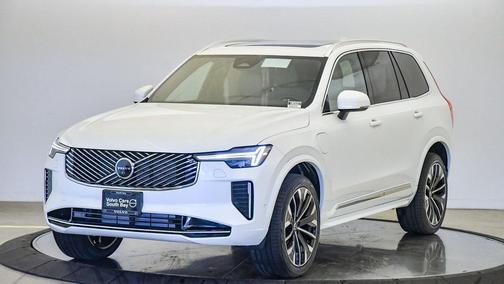2026 Volvo XC90 Plug-In Hybrid T8 Plus 6-Seater