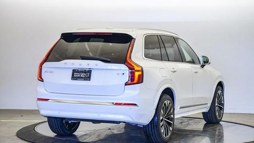 2026 Volvo XC90 B6 Plus 7-Seater
