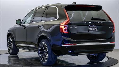2025 Volvo XC90 B6 Plus 7-Seater