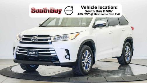 Blizzard Pearl 2017 Toyota Highlander XLE
