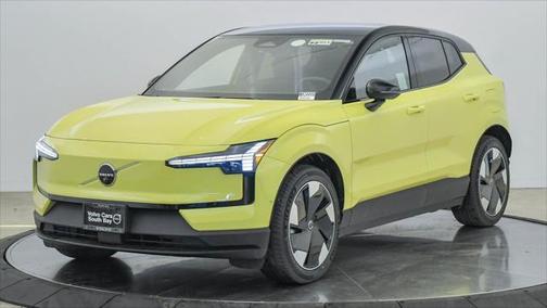 2025 Volvo EX30 Twin Motor Ultra