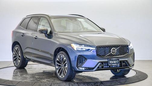 2026 Volvo XC60 B5 Ultra