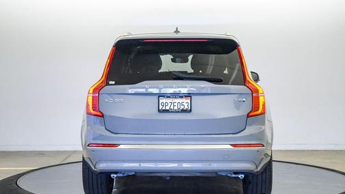Vapour Grey Metallic 2025 Volvo XC90 Plug-In Hybrid Plus
