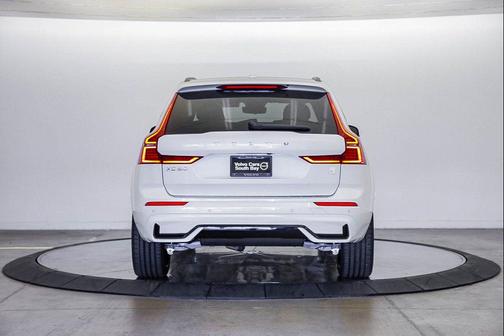 2026 Volvo XC60 Plug-In Hybrid T8 Polestar