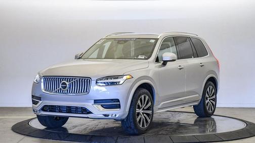 2025 Volvo XC90 B5 Core
