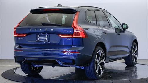 2025 Volvo XC60 Plug-In Hybrid T8 Ultra