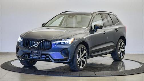2025 Volvo XC60 Plug-In Hybrid T8 Ultra