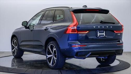 2025 Volvo XC60 Plug-In Hybrid T8 Ultra