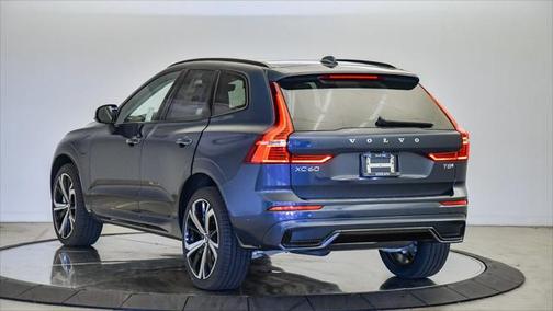 2025 Volvo XC60 Plug-In Hybrid T8 Ultra