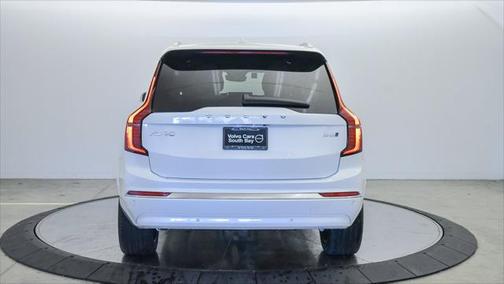 2025 Volvo XC90 B6 Plus 7-Seater