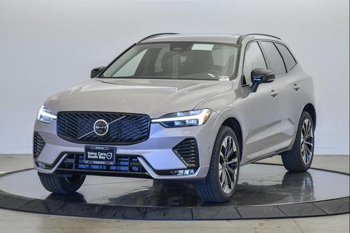 2026 Volvo XC60 B5 Plus