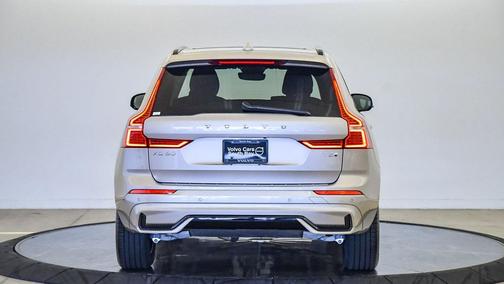 2025 Volvo XC60 Plug-In Hybrid T8 Core