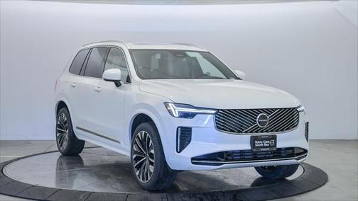 2025 Volvo XC90 B5 Plus 7-Seater