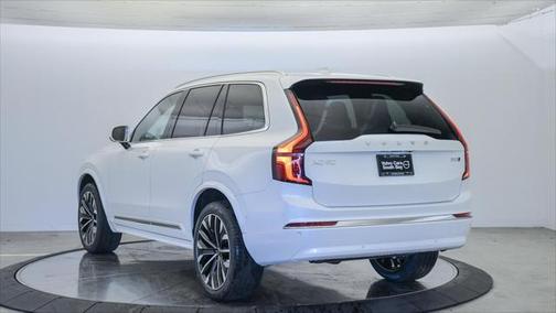 2025 Volvo XC90 B5 Plus 7-Seater