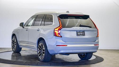 Vapour Grey Metallic 2026 Volvo XC90 Plug-In Hybrid Plus, T8 AWD, Electric/Gasoline, Bright, 7 Seats