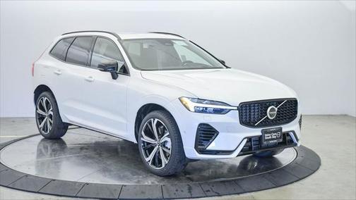 2025 Volvo XC60 Plug-In Hybrid T8 Ultra