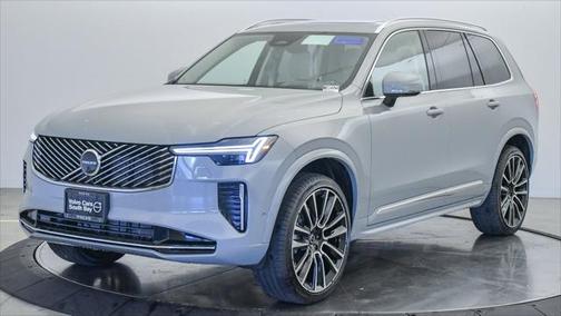 2025 Volvo XC90 B6 Ultra