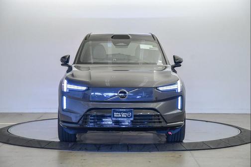 2025 Volvo EX90 Twin Motor Performance Plus