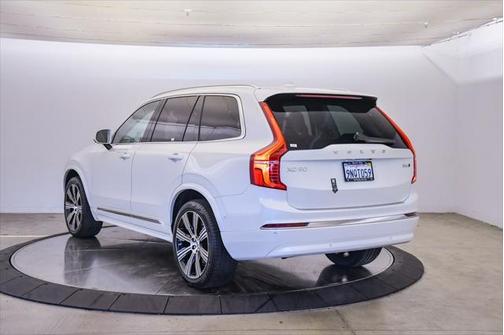 2025 Volvo XC90 B6 Plus 7-Seater