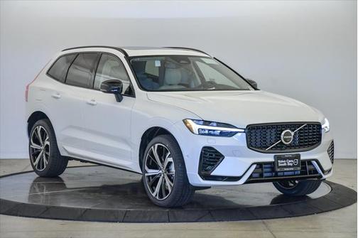 2025 Volvo XC60 Plug-In Hybrid T8 Ultra