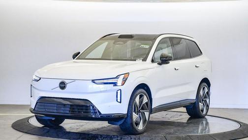 2025 Volvo EX90 Twin Motor Plus