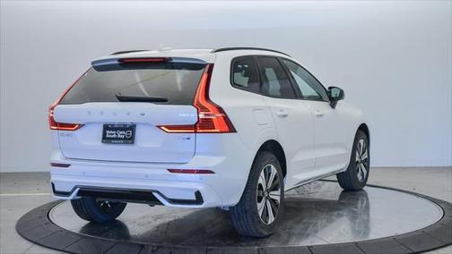 2025 Volvo XC60 Plug-In Hybrid T8 Core