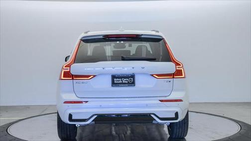 2025 Volvo XC60 Plug-In Hybrid T8 Core