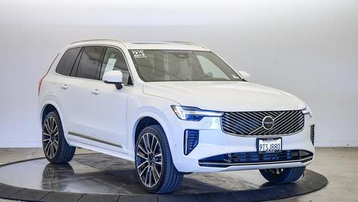 2025 Volvo XC90 B6 Ultra