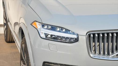 2025 Volvo XC90 B6 Ultra