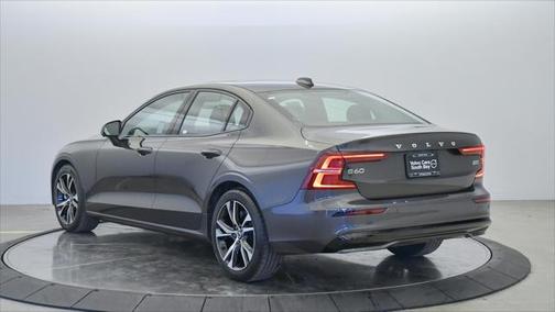 2025 Volvo S60 B5 Core