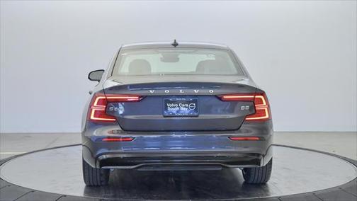 2025 Volvo S60 B5 Core