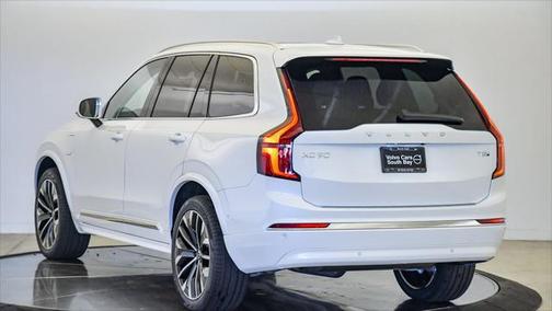 2025 Volvo XC90 Plug-In Hybrid T8 Ultra 7-Seater