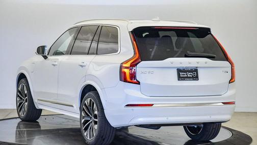2025 Volvo XC90 Plug-In Hybrid T8 Ultra 7-Seater