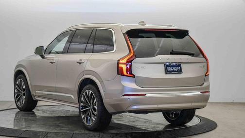 2026 Volvo XC90 B6 Plus 7-Seater