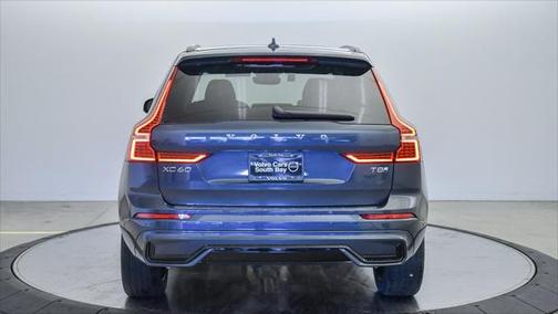 2025 Volvo XC60 Plug-In Hybrid T8 Plus
