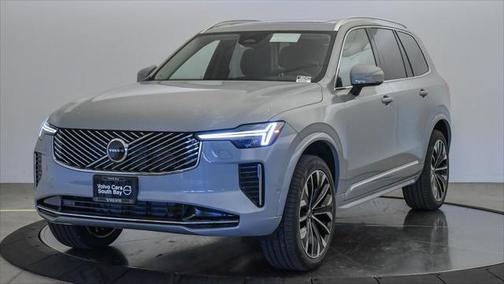 2025 Volvo XC90 B5 Plus 7-Seater