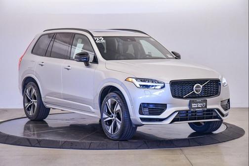 2022 Volvo XC90 Recharge Plug-In Hybrid T8 R-Design 7 Passenger