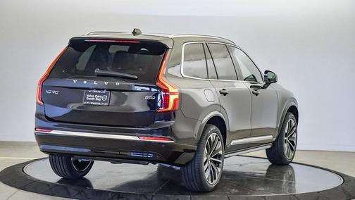 2026 Volvo XC90 B5 Plus 7-Seater