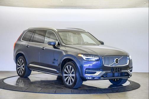 2022 Volvo XC90 T6 Inscription