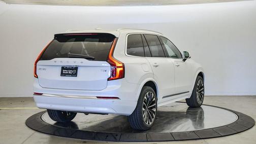 2025 Volvo XC90 Plug-In Hybrid T8 Ultra 7-Seater