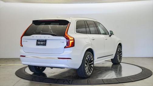 2025 Volvo XC90 Plug-In Hybrid T8 Ultra 7-Seater