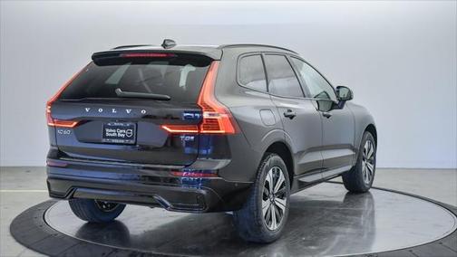 2025 Volvo XC60 Plug-In Hybrid T8 Plus